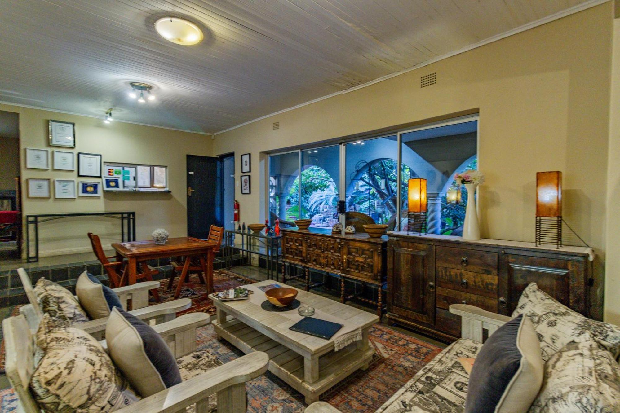 Pumleni Guesthouse ฮาร์ทบีสบูร์ท ภายนอก รูปภาพ