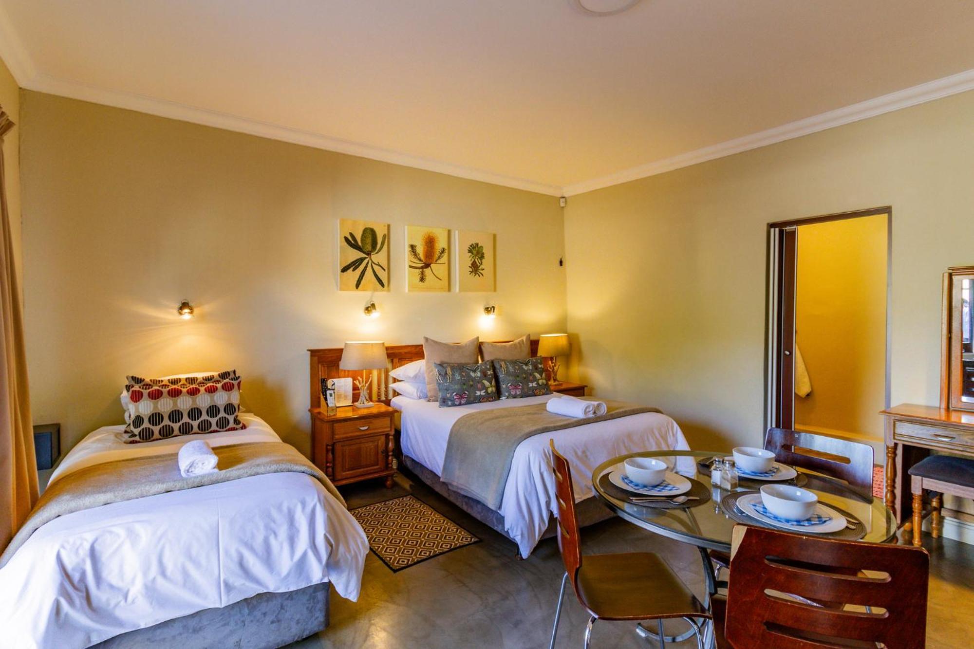Pumleni Guesthouse ฮาร์ทบีสบูร์ท ภายนอก รูปภาพ