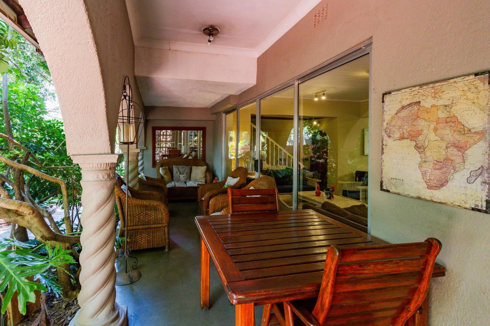 Pumleni Guesthouse ฮาร์ทบีสบูร์ท ภายนอก รูปภาพ