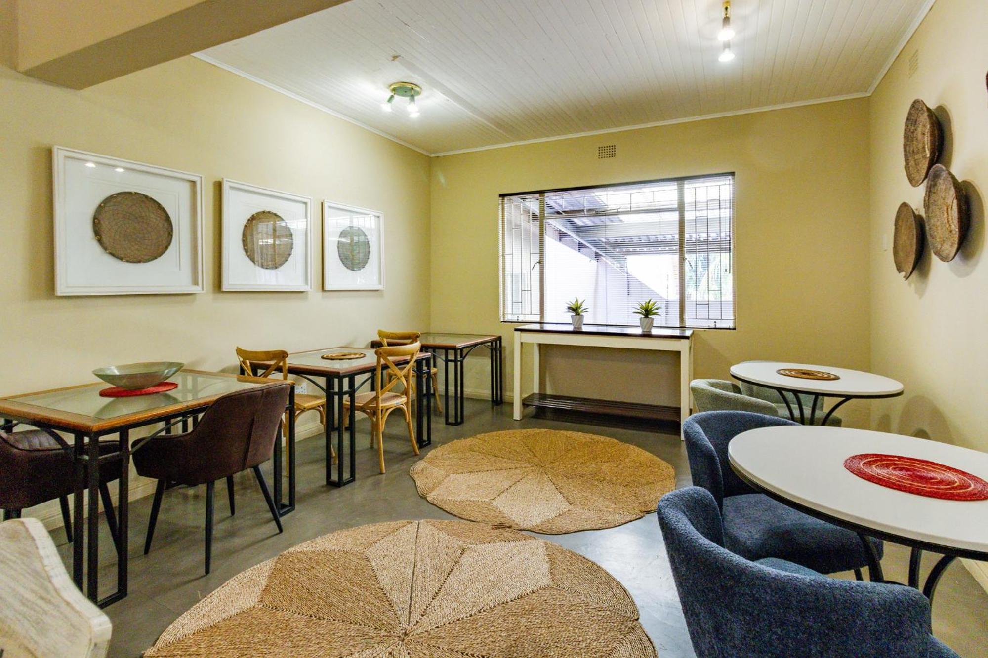 Pumleni Guesthouse ฮาร์ทบีสบูร์ท ภายนอก รูปภาพ